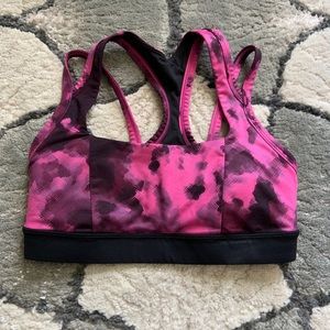 Lululemon sports bra